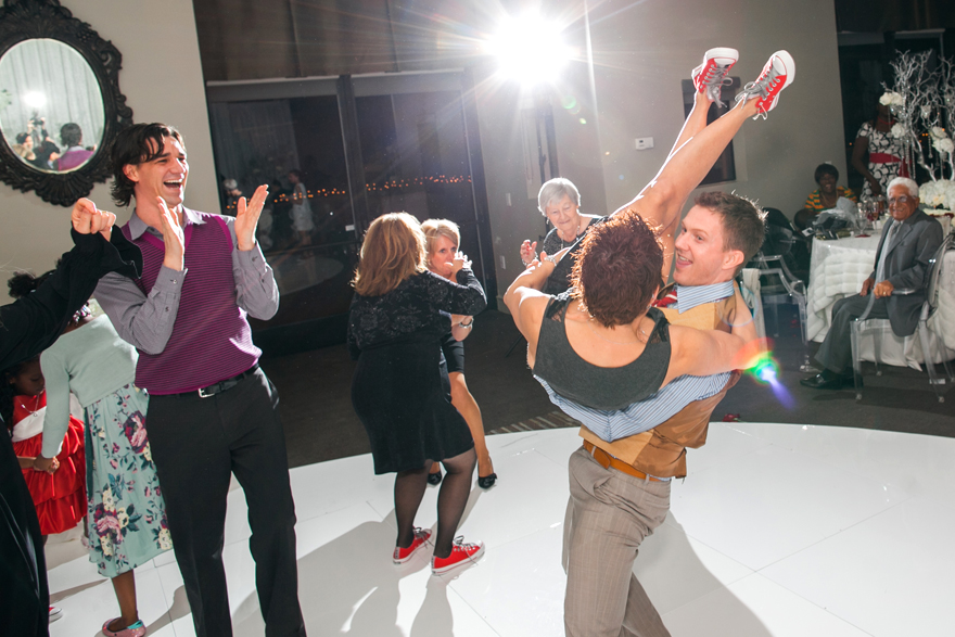 how to focus your photography at wedding receptions