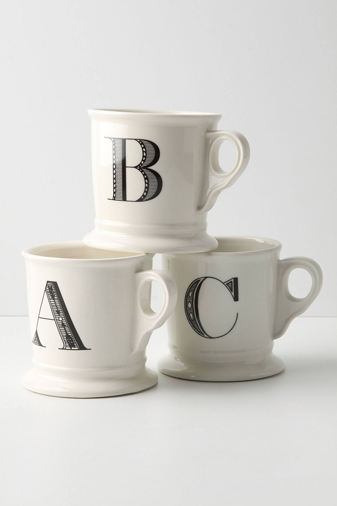 White coffee mugs for bridesmaids with letter of name. 