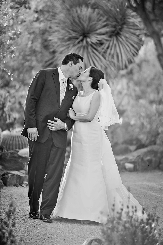 Black & white bridal portrait of a pretty wedding couple.