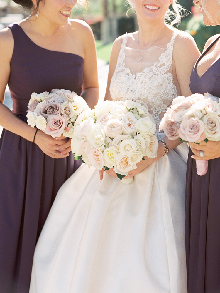 delicate bouquets in white & blush