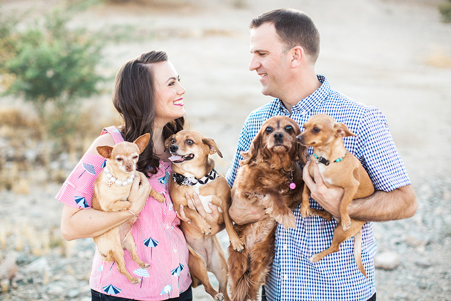 desert engagement shoot with dogs