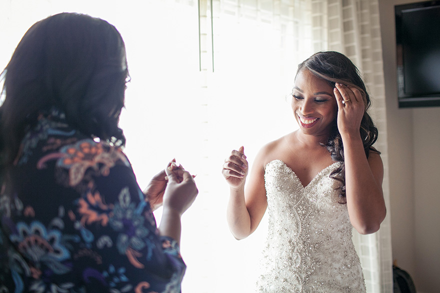 finishing touches for the bride