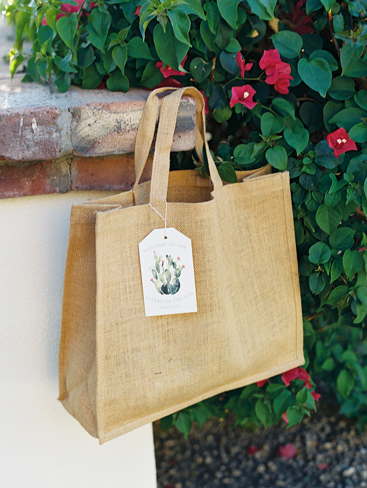 welcome bag for wedding guests