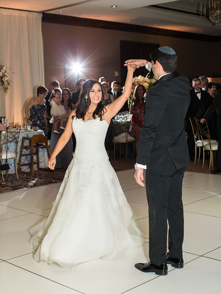 newlyweds' first dance