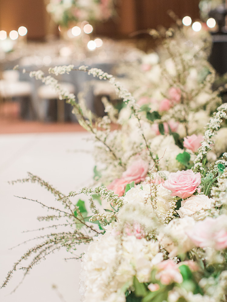blush & cream flowers, wedding reception