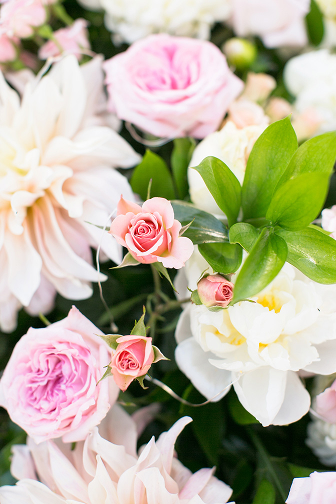 pink & white wedding flowers