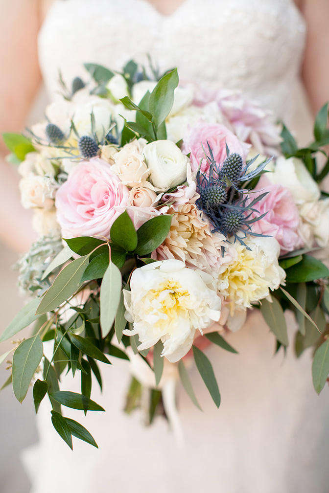 pink & white bouquet with thistles