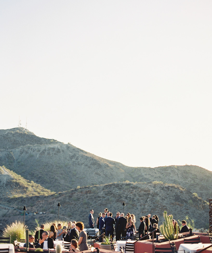 cocktail hour at Different Pointe of View