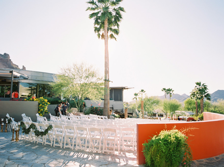 outdoor wedding ceremony at Sanctuary on Camelback