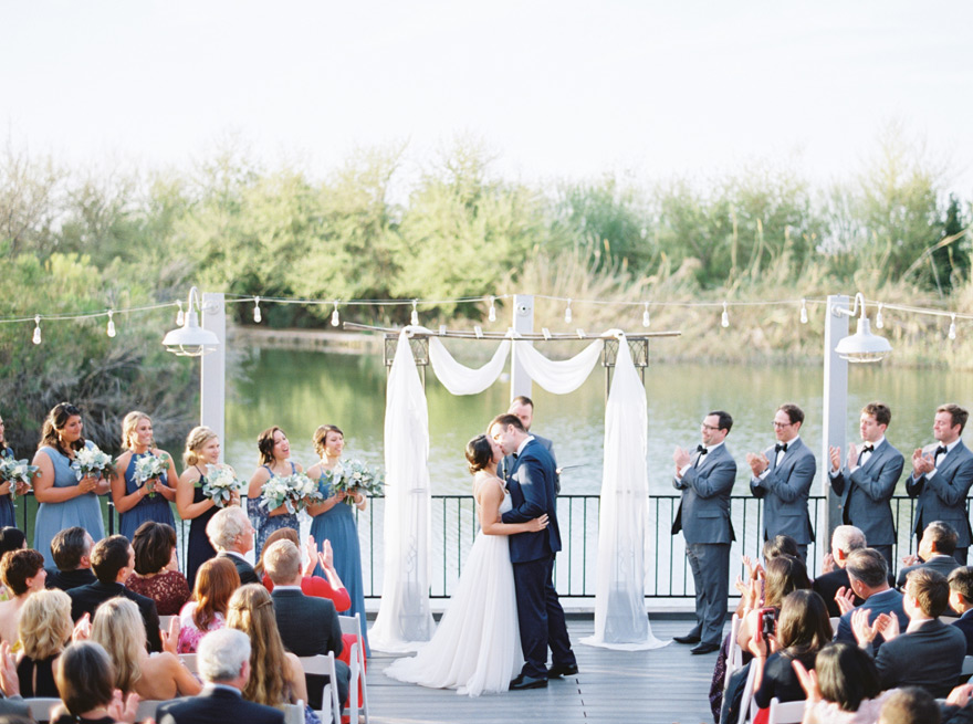 outdoor wedding ceremony on the lake